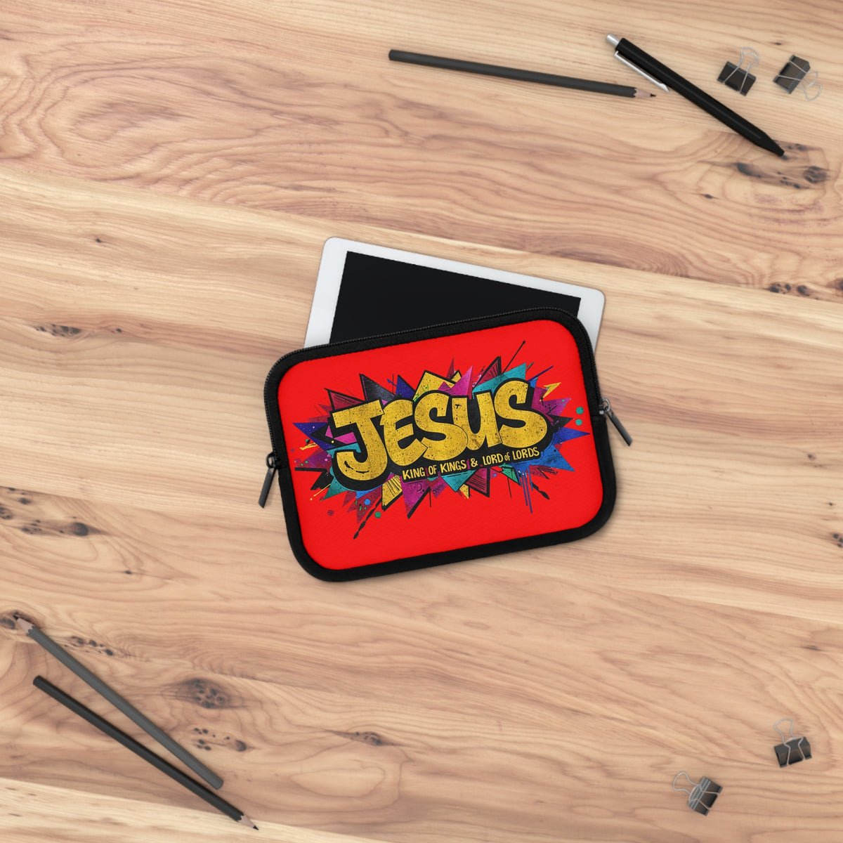 JESUS KING OF KINGS & LORD OF LORDS! Urban Graffiti Laptop & Tablet Sleeve RED